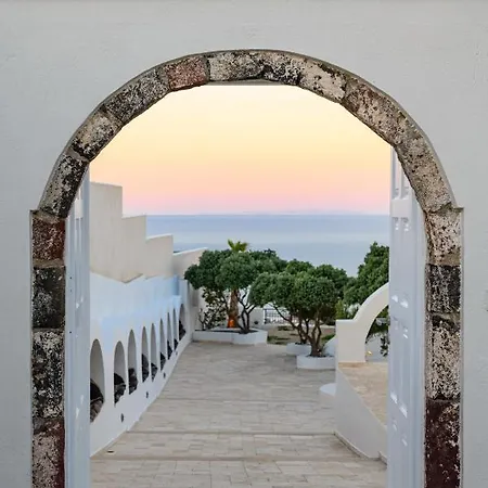 Villa Grand Santorini *