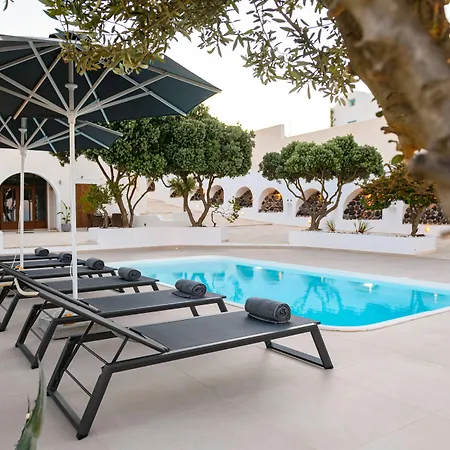 Grand Santorini *