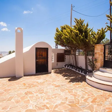 Villa Grand Santorini *